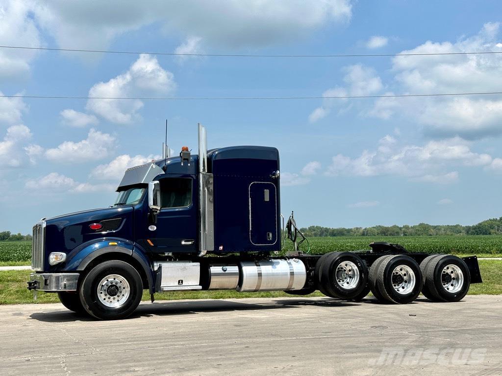 Peterbilt 567 Camiones tractor