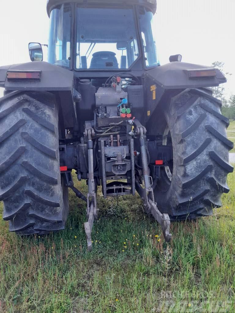 Massey Ferguson MF8160A Tractores