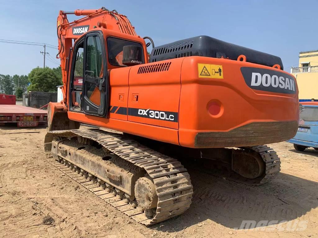 Doosan 300LC Excavadoras sobre orugas