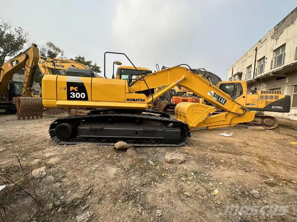 Komatsu PC 300 Excavadoras sobre orugas