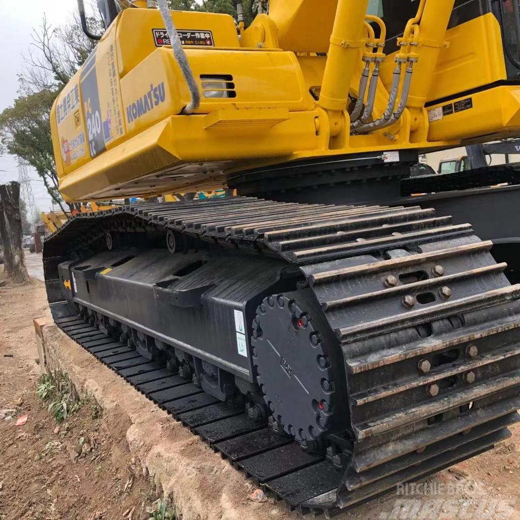 Komatsu PC240-8N1 Excavadoras sobre orugas