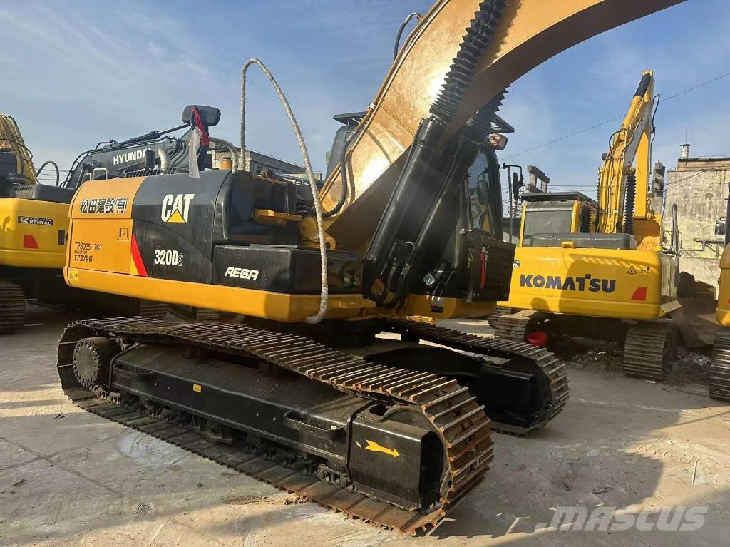 CAT 320D2 Excavadoras 7t - 12t