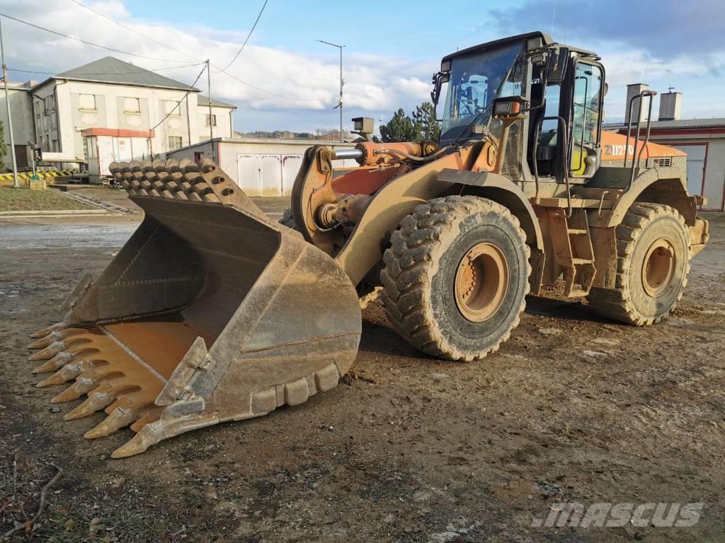 Hitachi ZW 250 Cargadoras sobre ruedas