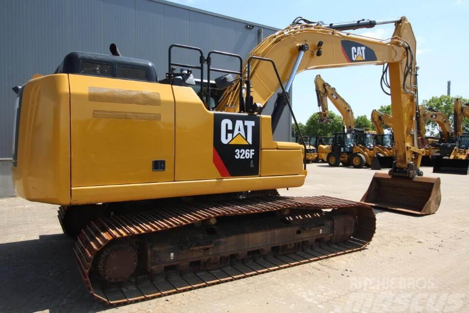 CAT 326F Excavadoras sobre orugas