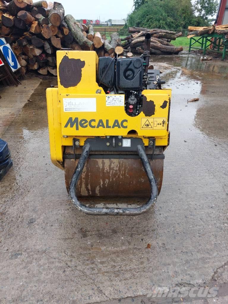 Mecalac MBR71 Rodillos de un solo tambor