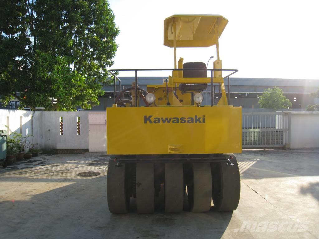 Kawasaki KR20D Rodillos sobre neumáticos