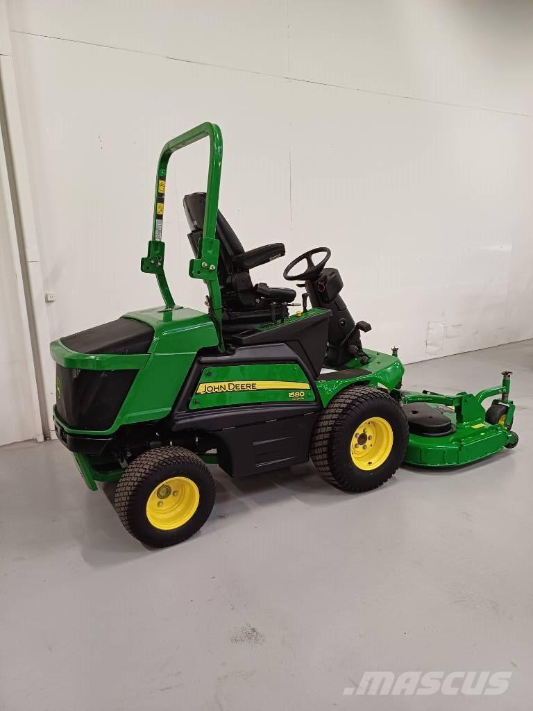 John Deere 1580 Tractores corta-césped