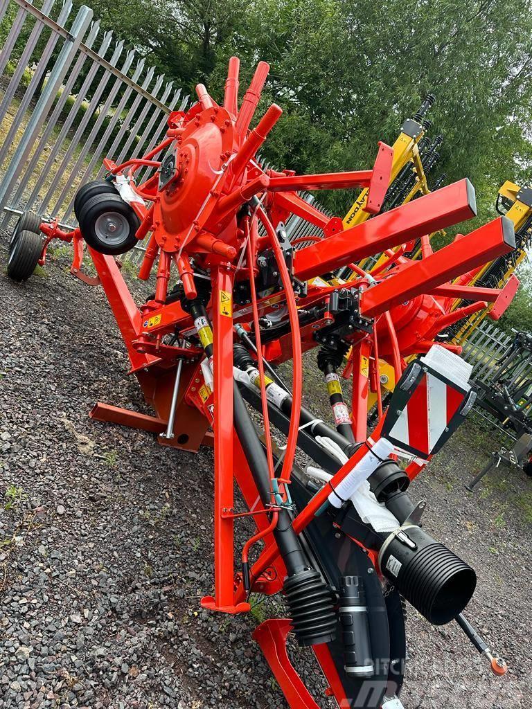 Kuhn GA8131A02 RAKE Rastrilladoras y rastrilladoras giratorias