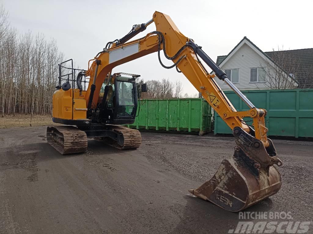 JCB JS141LC, 3700h. Excavadoras sobre orugas