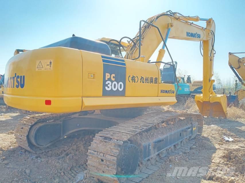 Komatsu PC 300 Excavadoras sobre orugas