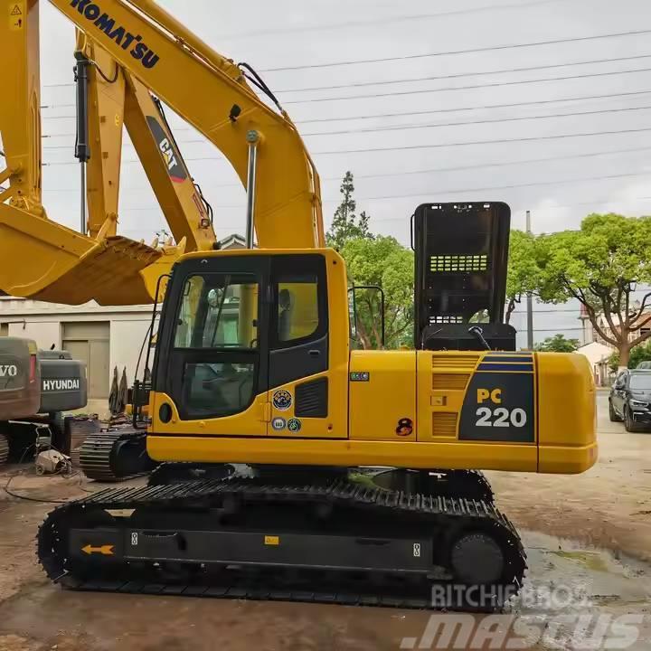 Komatsu PC220-8 Excavadoras sobre orugas