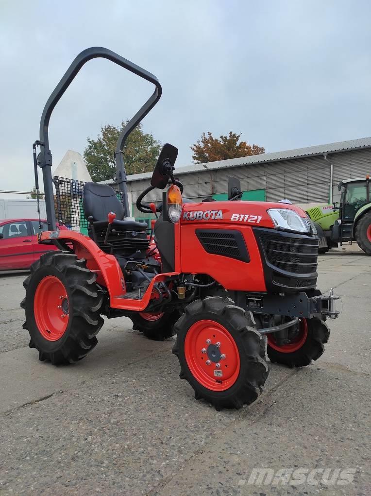 Kubota B1121 Tractores compactos