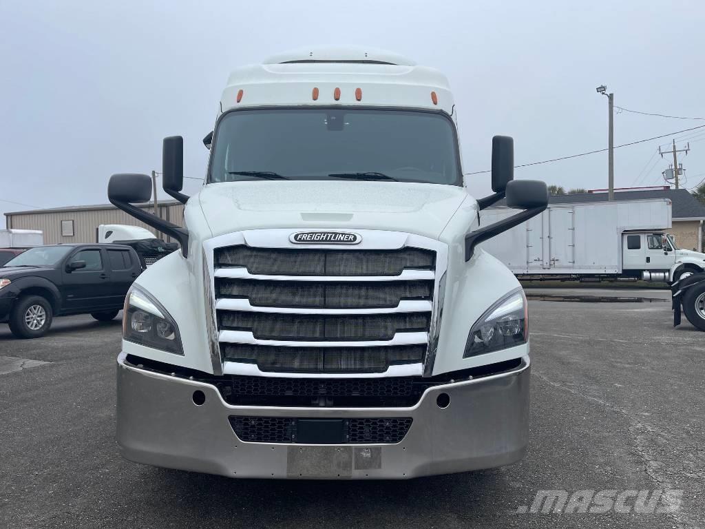 Freightliner Cascadia 126 Camiones tractor