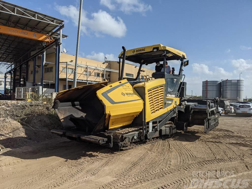 Bomag BF700C-2 Asfaltadoras