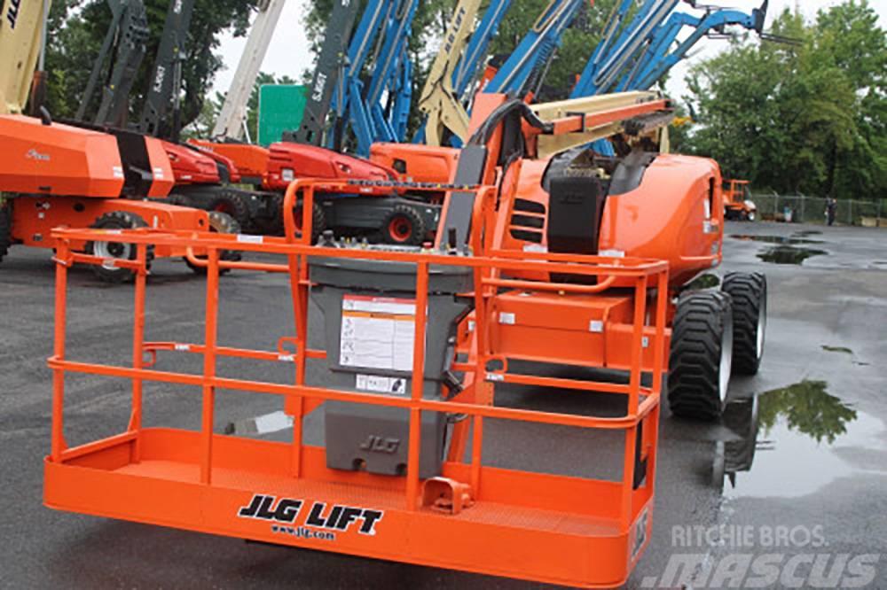 JLG 600 AJ Plataformas con brazo de elevación manual