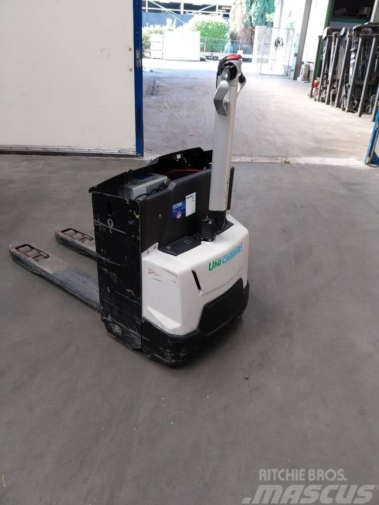 UniCarriers MDW200 Montacargas de baja elevación