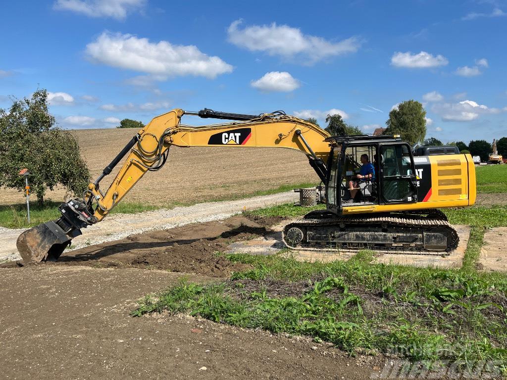 CAT 323 E Excavadoras sobre orugas