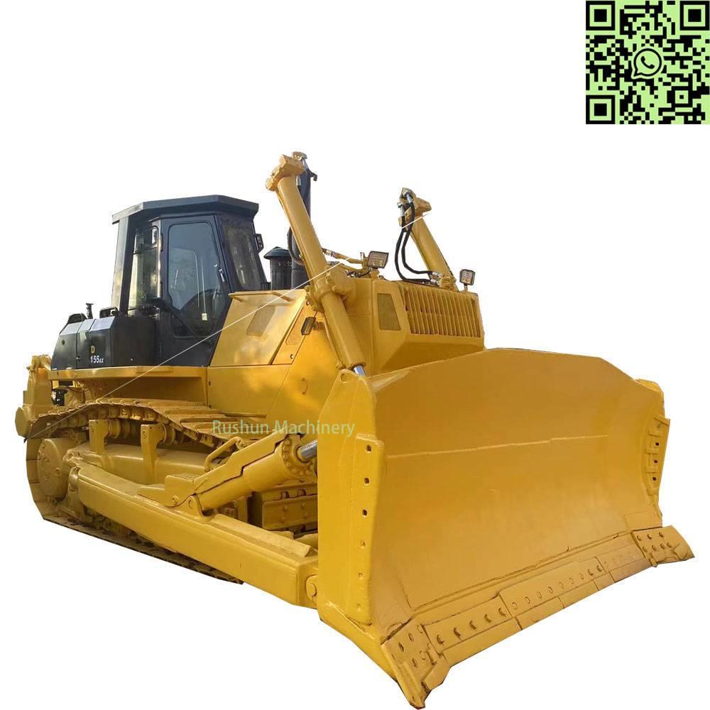 Komatsu D 155 Buldozer sobre oruga