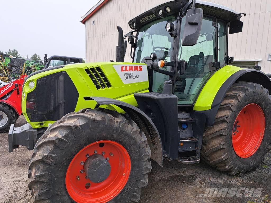 CLAAS 650 cis + Tractores