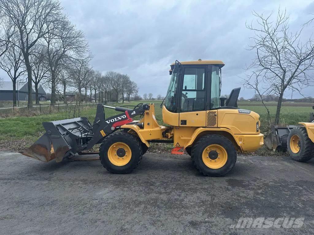 Volvo L30G Cargadoras sobre ruedas