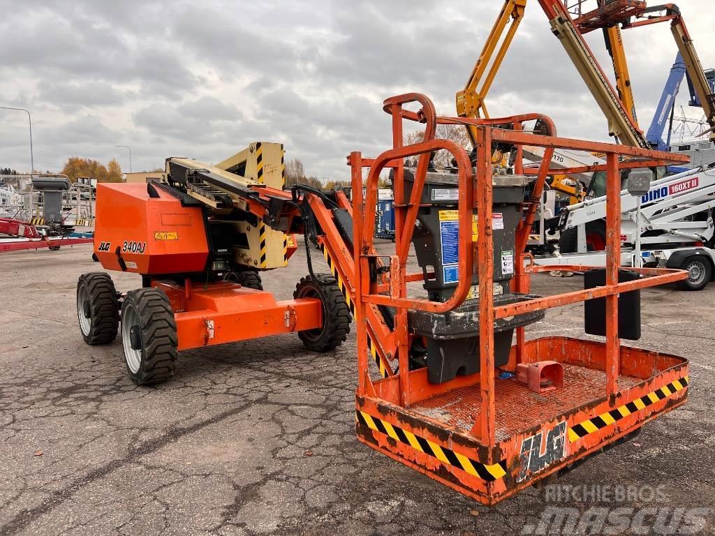 JLG 340 AJ Plataformas con brazo de elevación manual