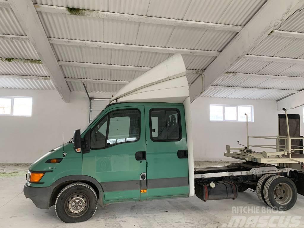 Iveco 3551 Furgonetas cerradas