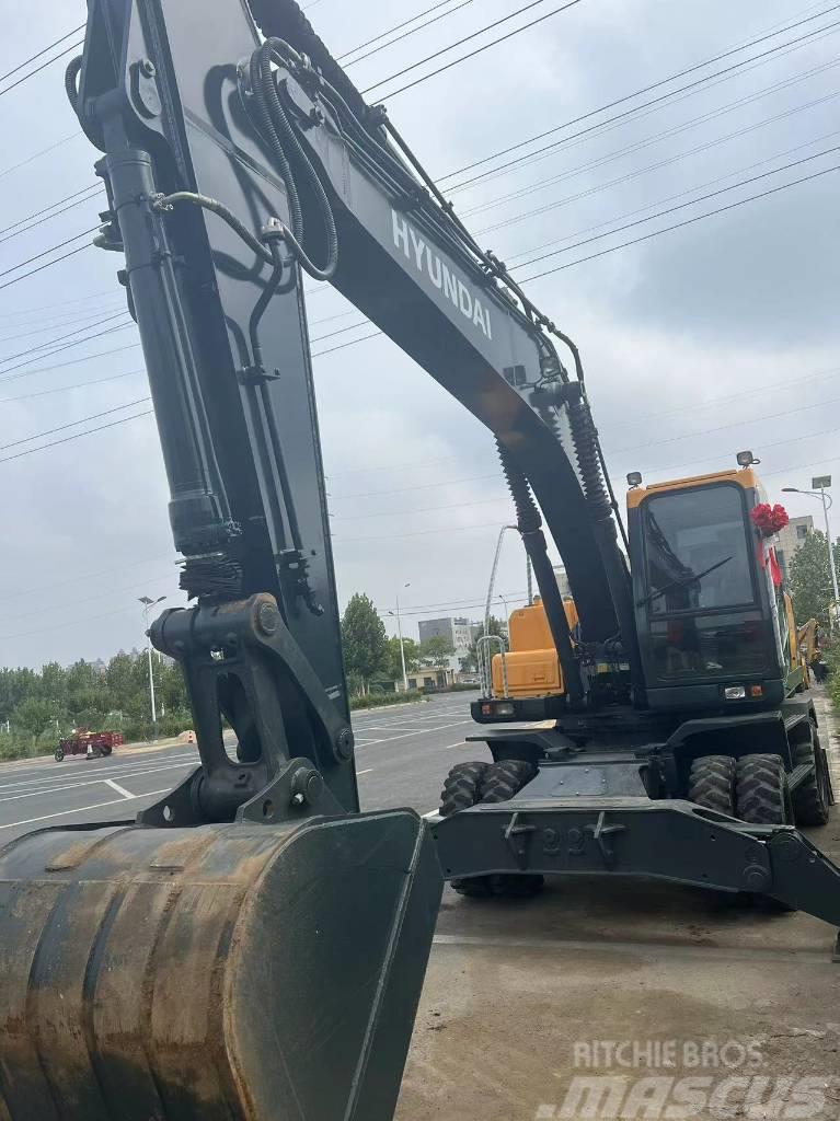 Hyundai 210WVS Excavadoras de ruedas