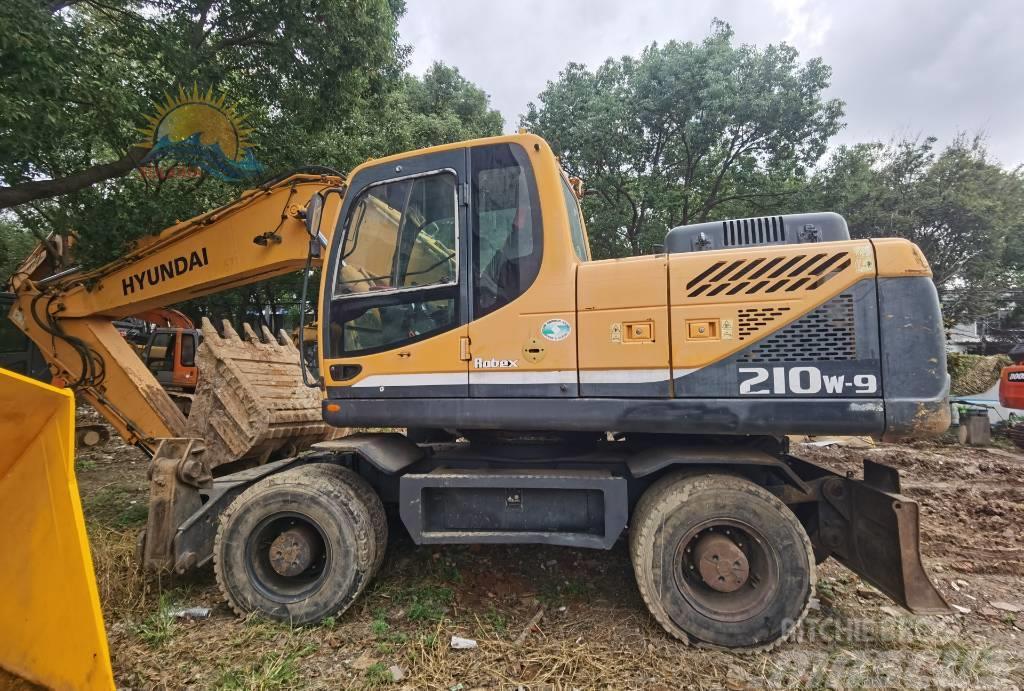 Hyundai R210W-9 Excavadoras de ruedas