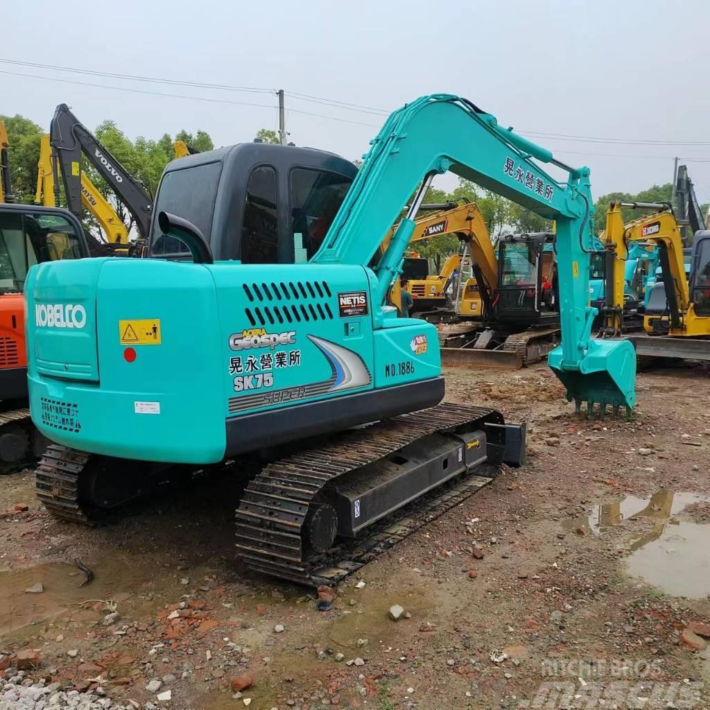 Kobelco SK 75 Excavadoras 7t - 12t