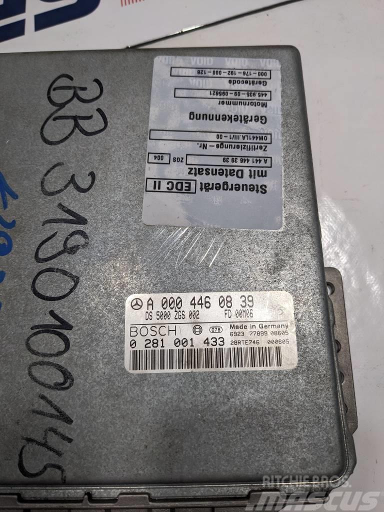 Bosch Motorsteuergerät A0004460839 / 0281001433 Componentes electrónicos