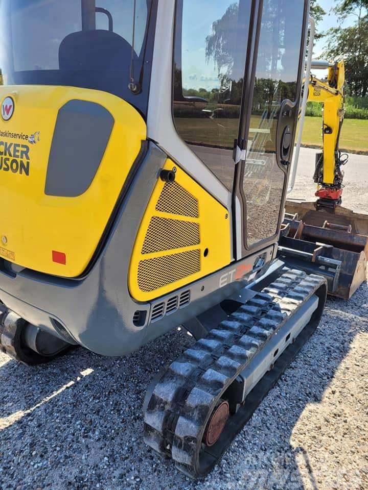 Wacker Neuson ET24 Miniexcavadoras