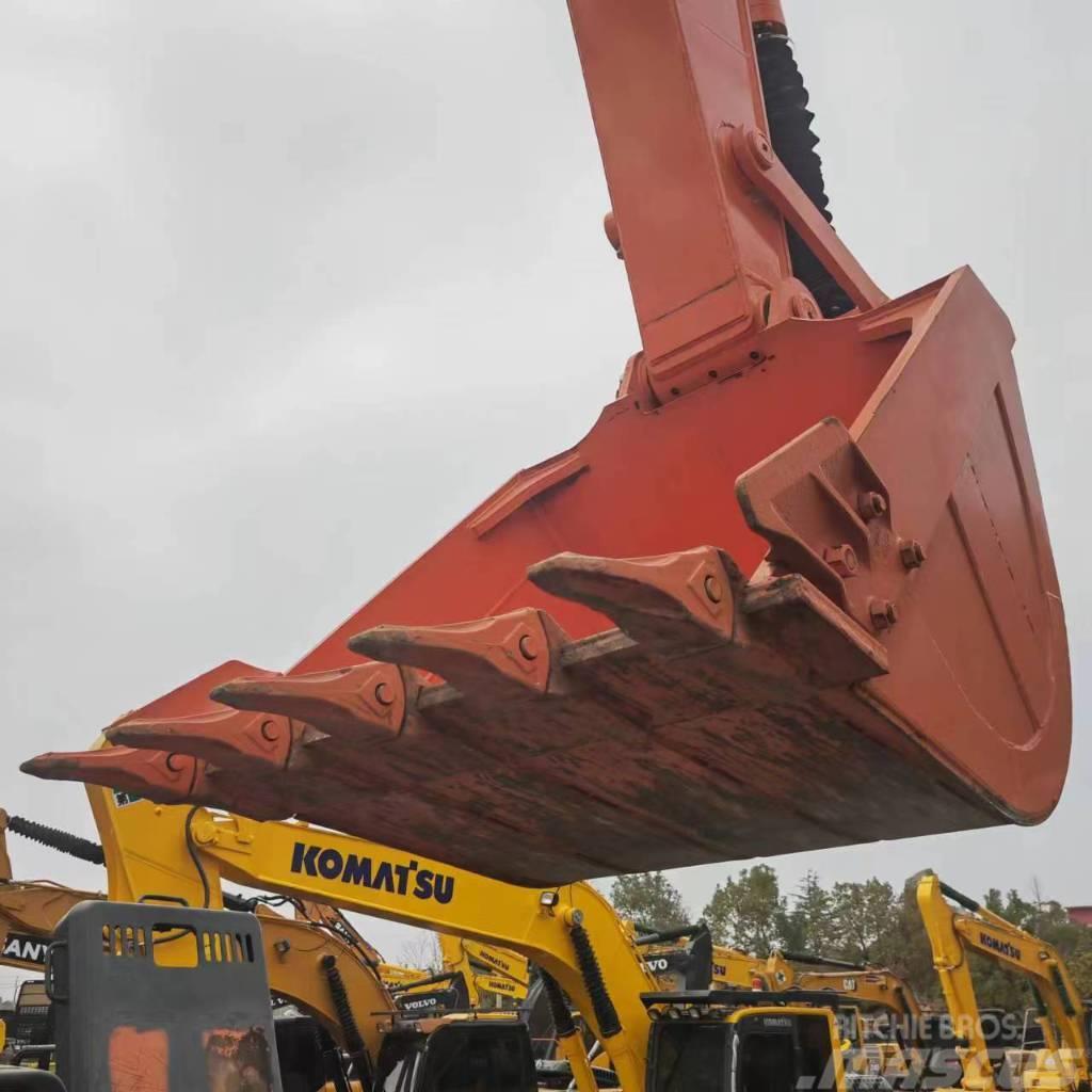 Hitachi ZX 200 Excavadoras sobre orugas