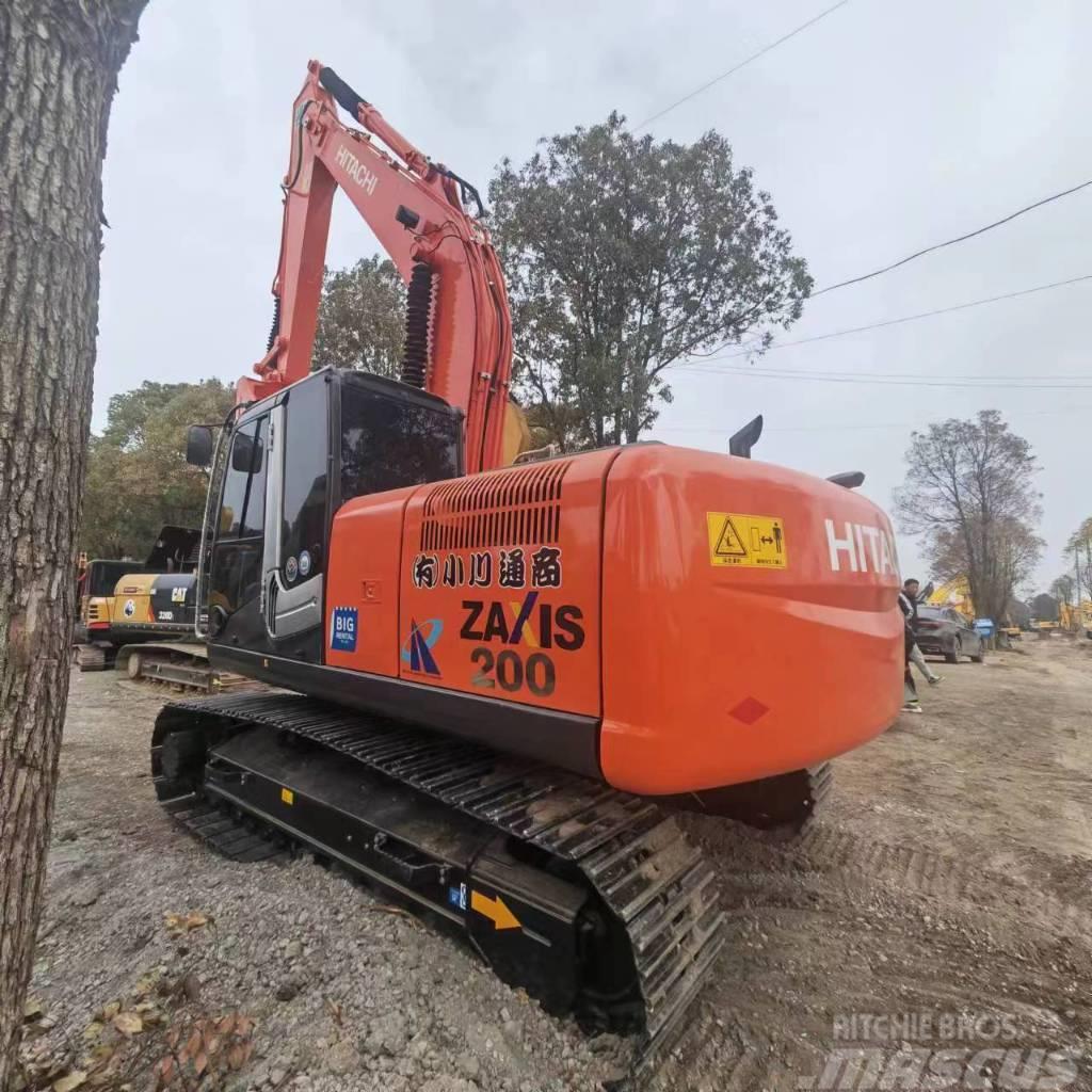 Hitachi ZX 200 Excavadoras sobre orugas