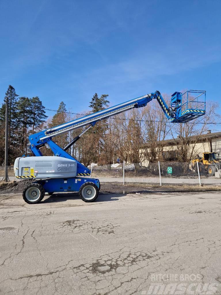 Genie S 65 Plataformas con brazo de elevación telescópico