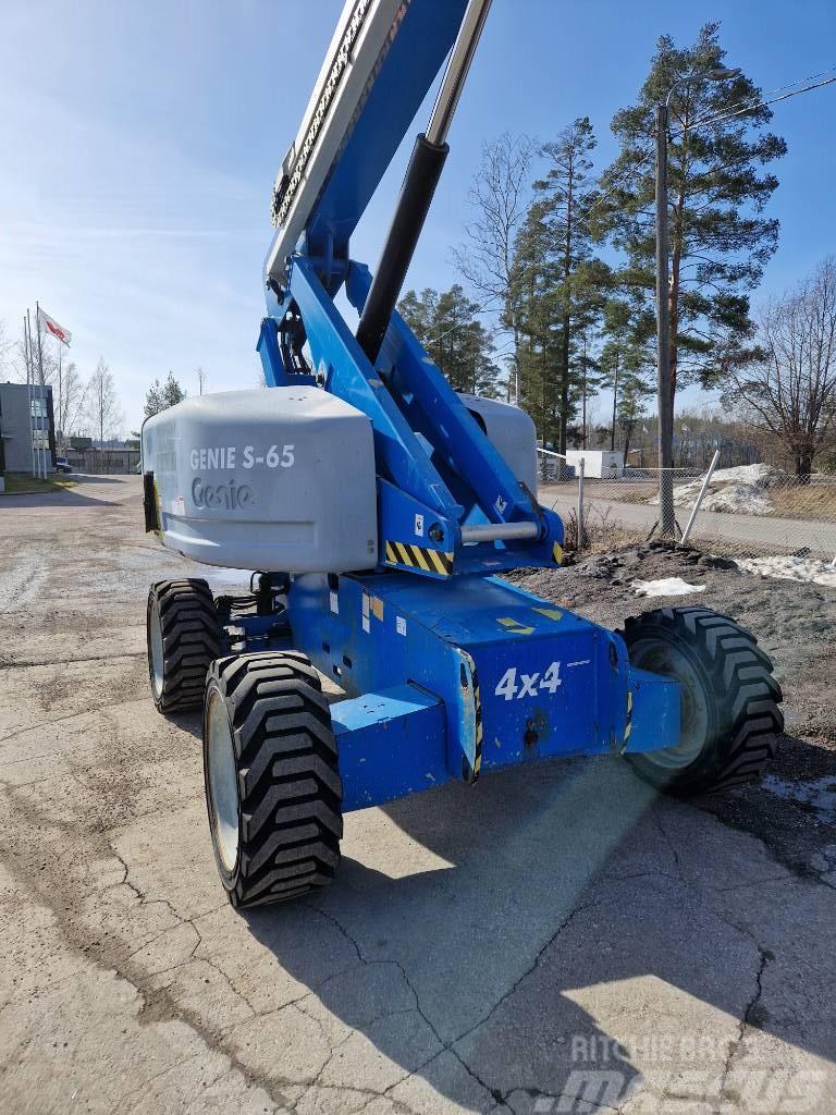 Genie S 65 Plataformas con brazo de elevación telescópico