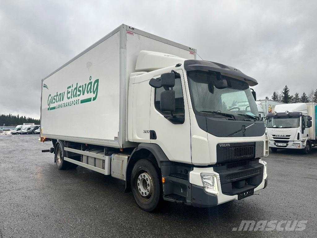 Volvo FE 320 Camiones con caja de remolque