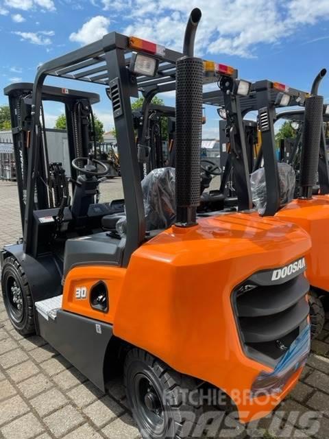 Doosan D30NXP Camiones diesel