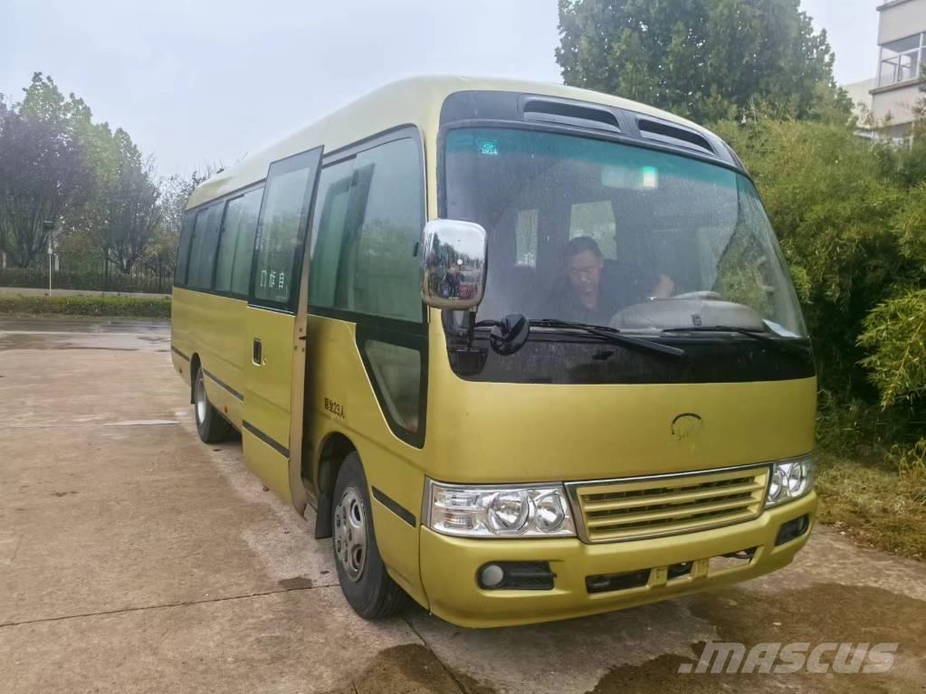 Toyota Coaster Autobuses interurbano