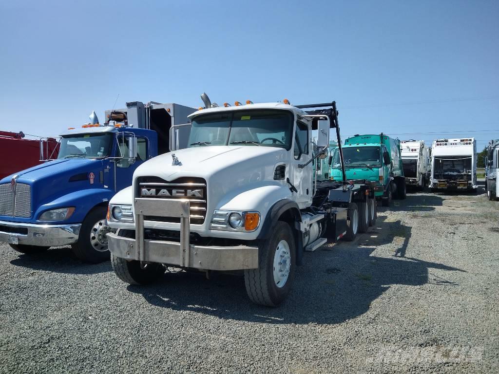 Mack GRANITE Camiones de basura