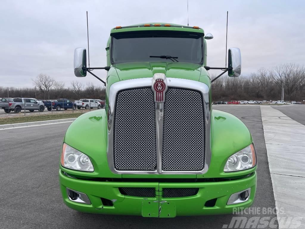 Kenworth T660 Camiones tractor