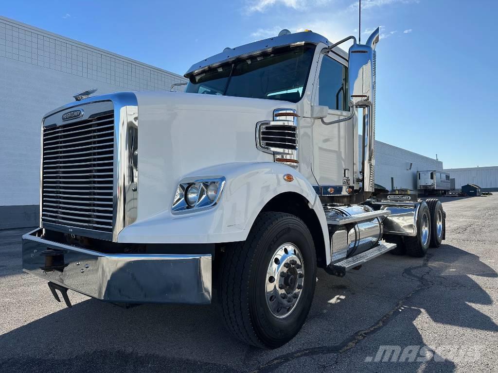 Freightliner Cascadia 122 Camiones tractor