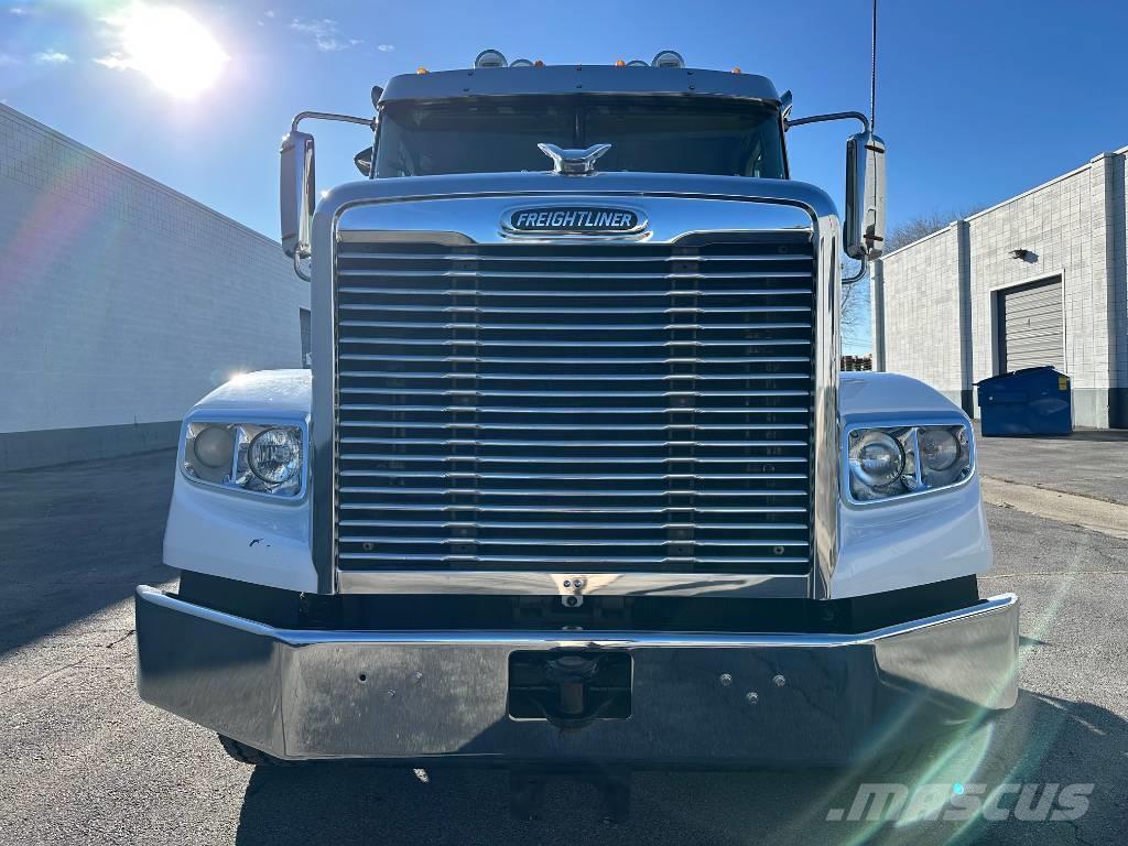 Freightliner Cascadia 122 Camiones tractor