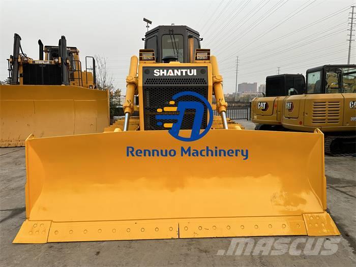 Shantui SD 16 Buldozer sobre oruga