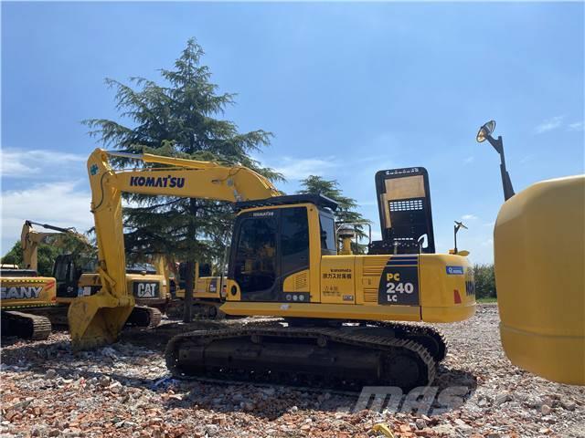 Komatsu PC240-8 Excavadoras sobre orugas