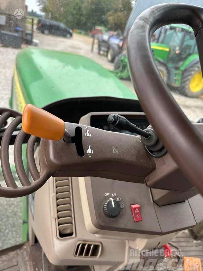 John Deere 6520 Tractores