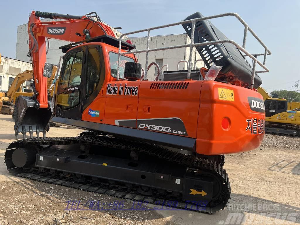 Doosan DX300 Excavadoras sobre orugas