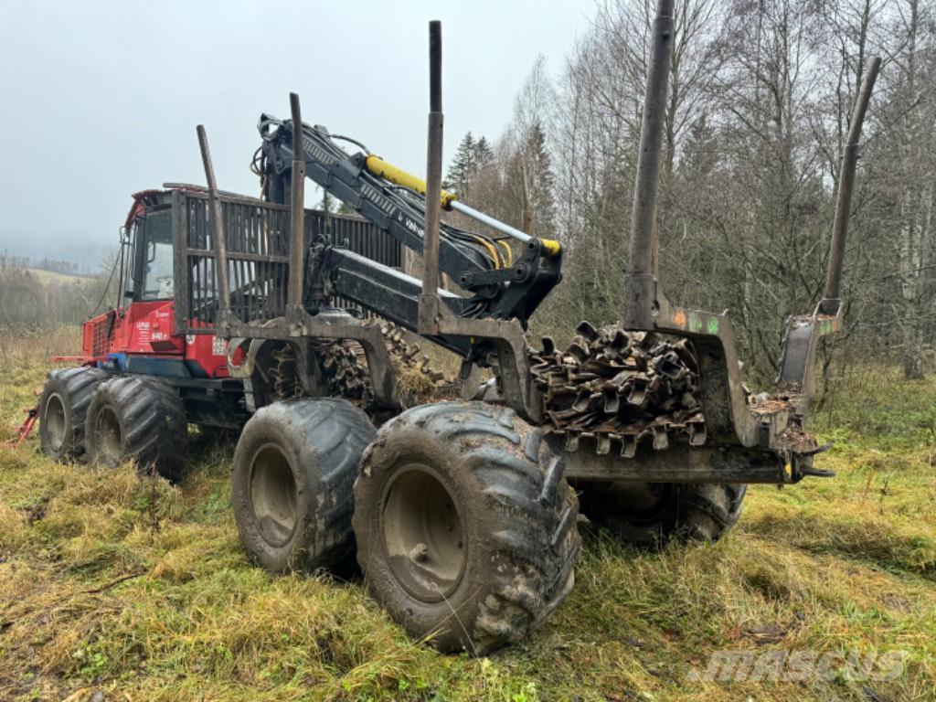 Valmet 840.2 Transportadoras