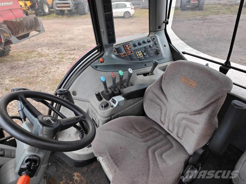 Valtra T 193 Tractores