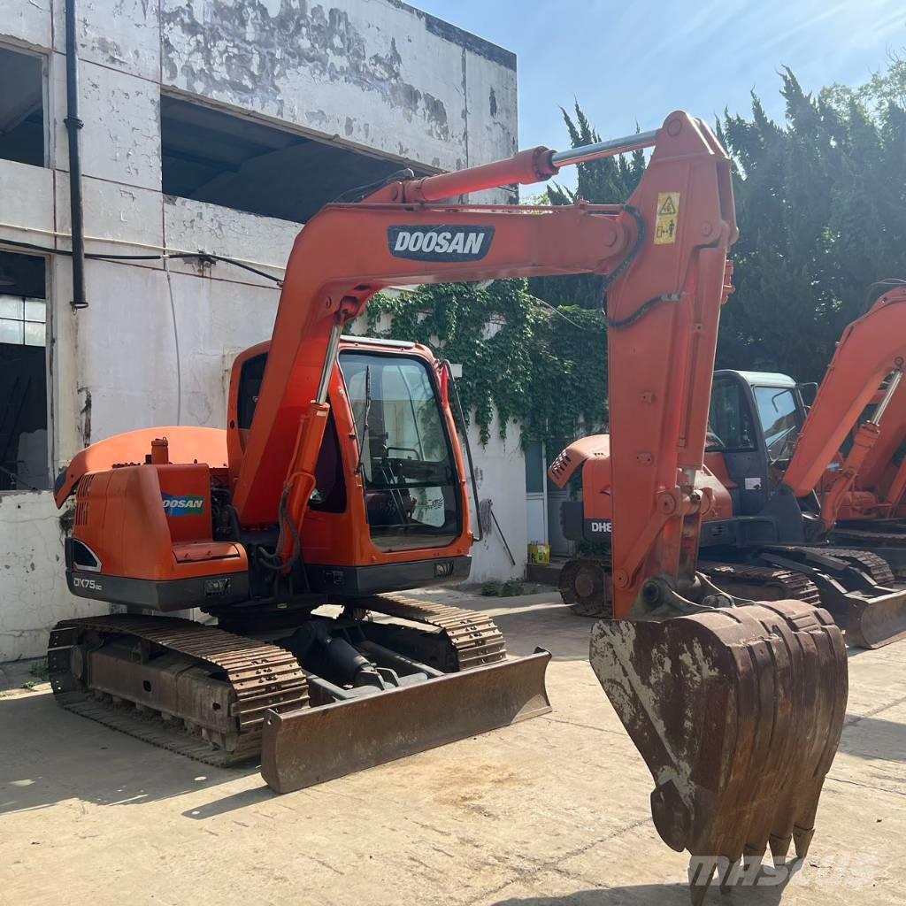 Doosan 75 Excavadoras sobre orugas