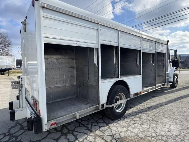 Freightliner M2 Camiones de reparto de bebidas